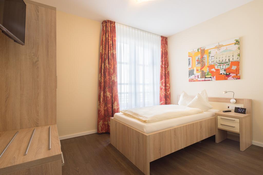 Gda Hotel Am Schlosspark Bad Homburg vor der Höhe Rom bilde