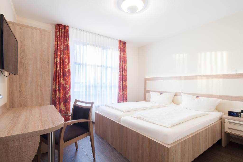 Gda Hotel Am Schlosspark Bad Homburg vor der Höhe Rom bilde